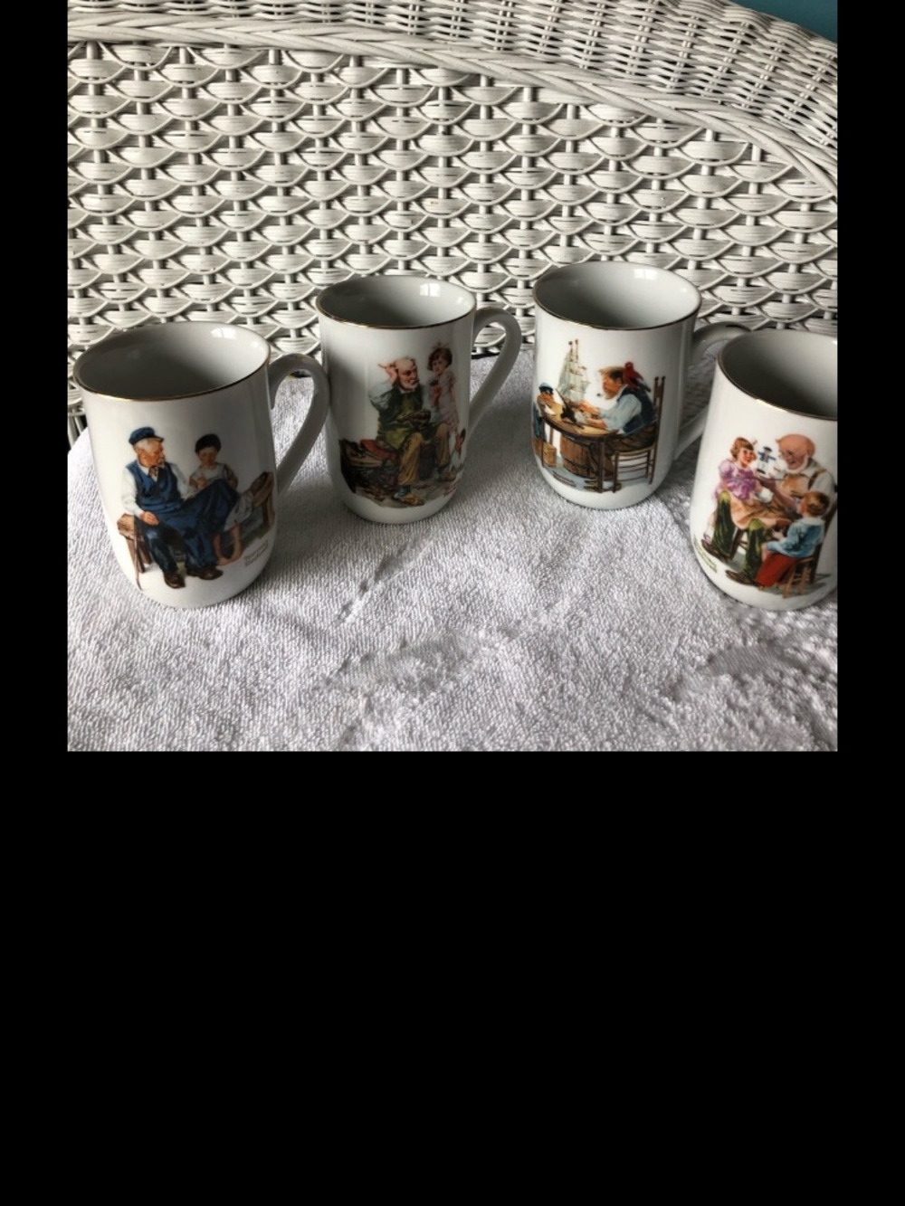 Italian ceramic  plate bonus set of 4 Norman Rockwell mug set perfect for you!